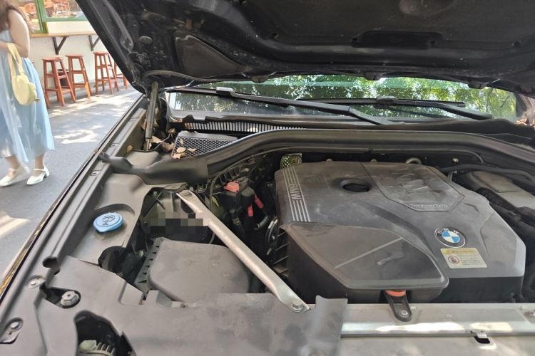 Used BMW X4 2021 xDrive 25i M Sport Package Engine Bay Right