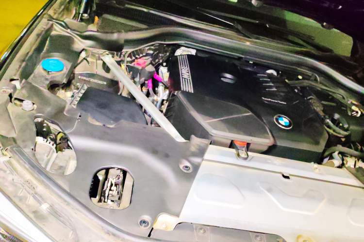 Used BMW X4 2021 xDrive 25i M Sport Package Engine Bay Right