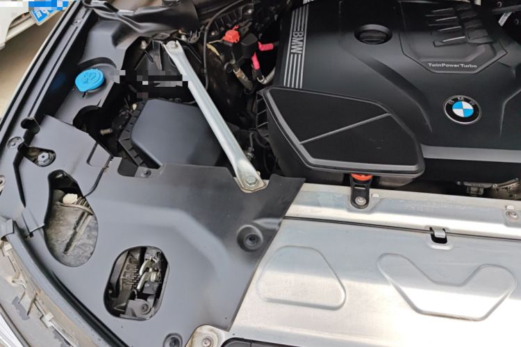 Used BMW X4 2021 xDrive 25i M Sport Package Engine Bay Right