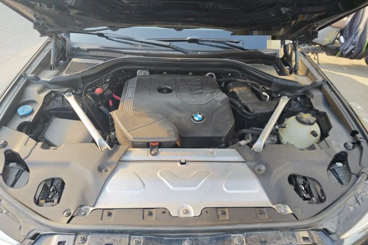 Used BMW X4 2021 xDrive 25i M Sport Night Edition package Engine Bay