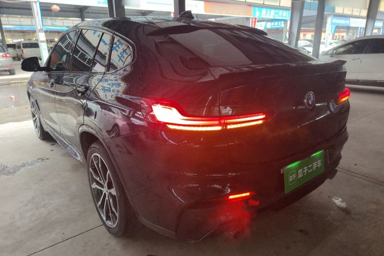 Used BMW X4 2021 xDrive 25i M Sport Night Edition package Exterior 2