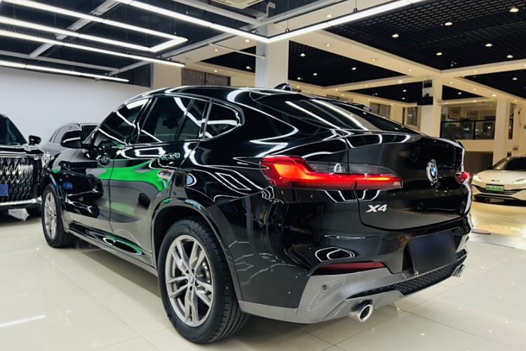 Used BMW X4 2021 xDrive 25i M Sport Package Exterior 4