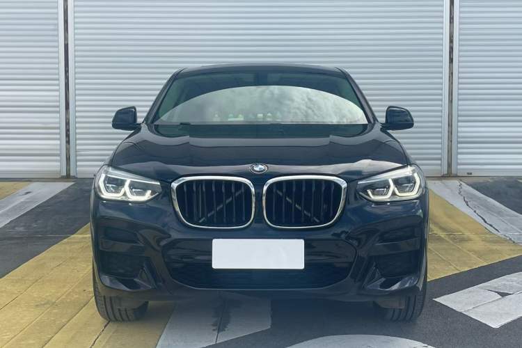 Used BMW X4 2021 xDrive 25i M Sport Package Exterior 4