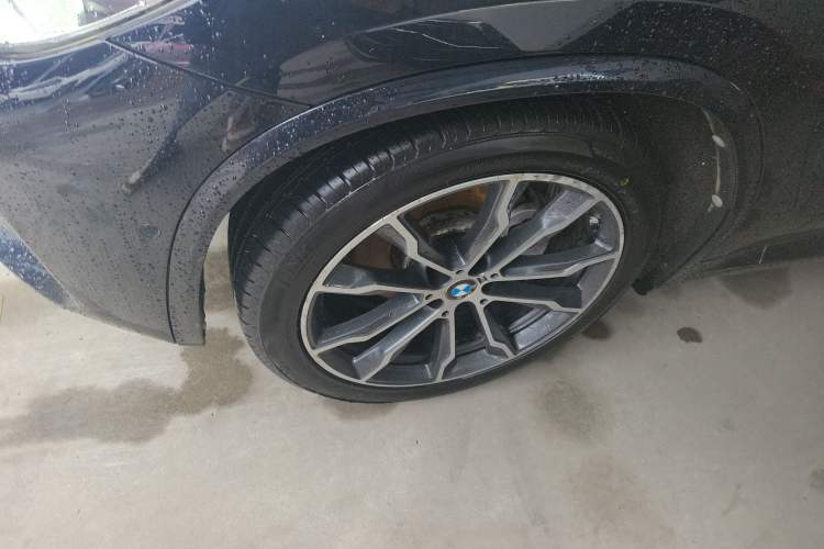 Used BMW X4 2021 xDrive 25i M Sport Night Edition package Exterior 4