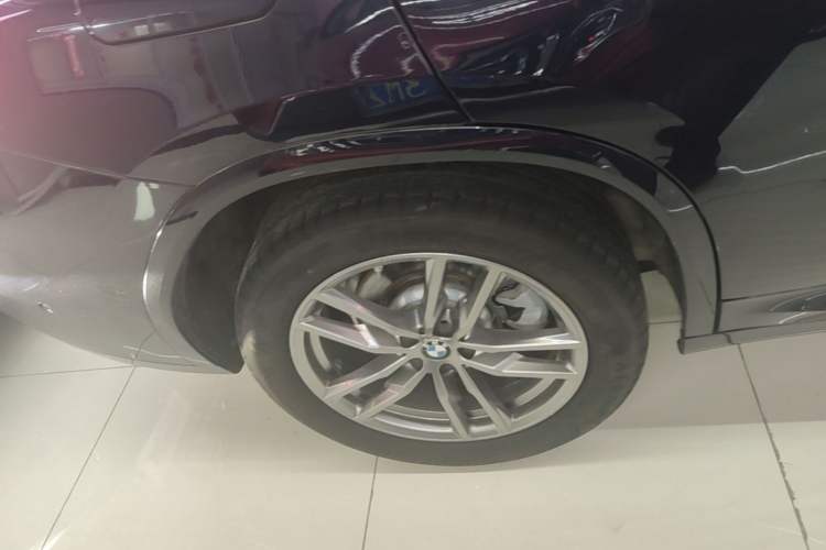 Used BMW X4 2021 Restyled xDrive 25i M Sport Package Exterior 5