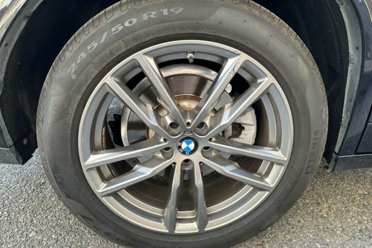 Used BMW X4 2021 xDrive 25i M Sport Package Exterior 7