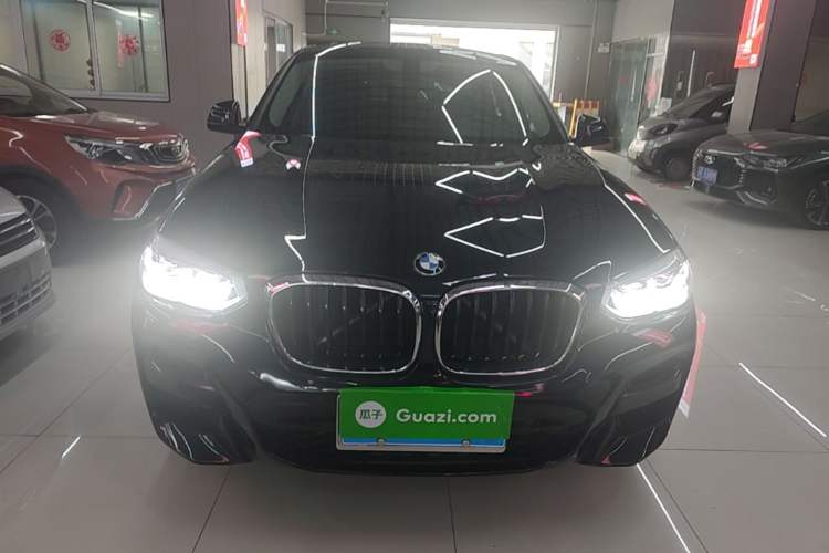 Used BMW X4 2021 Restyled xDrive 25i M Sport Package Front