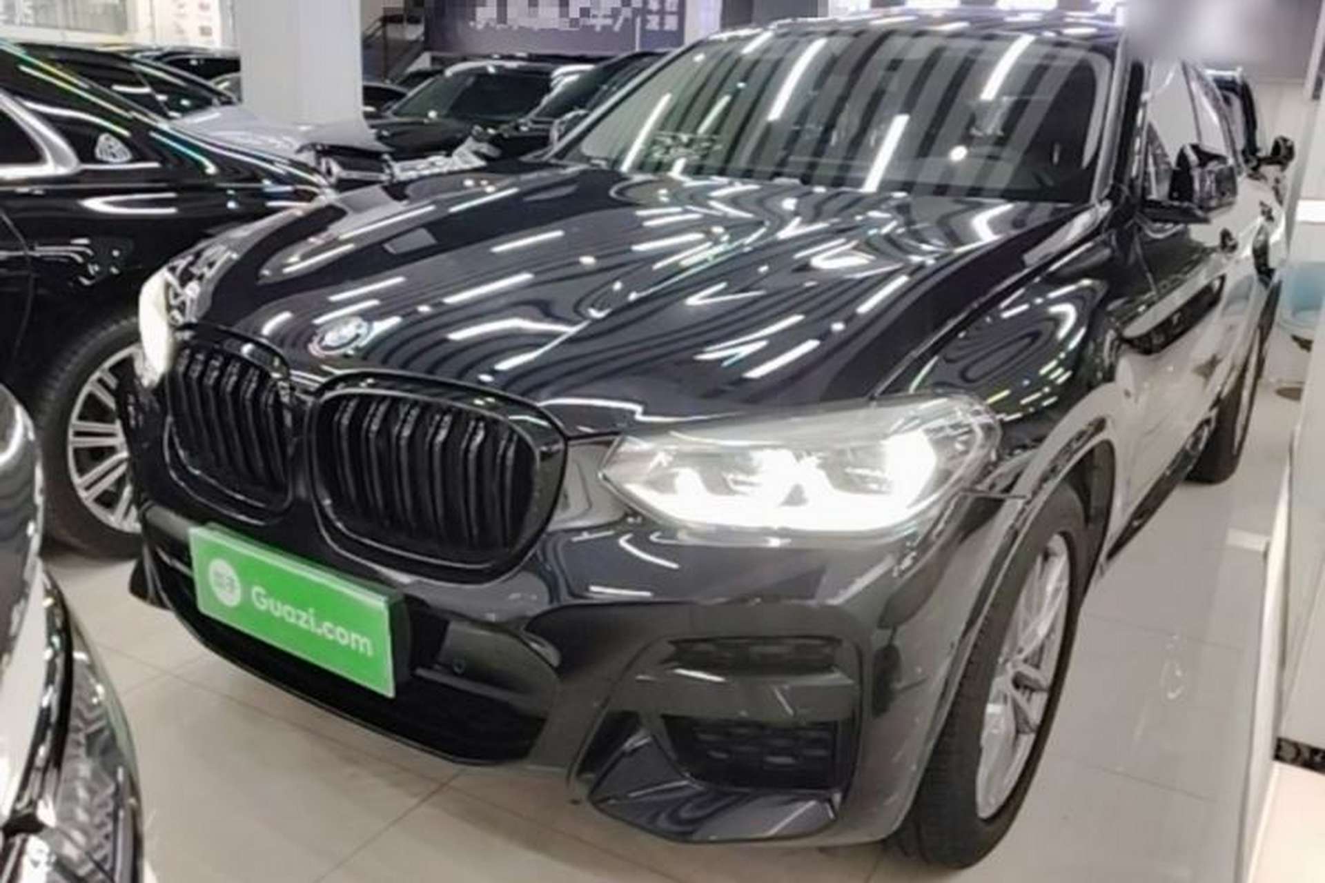 Used BMW X4 2021 xDrive 25i M Sport Package Front Left 45 Deg