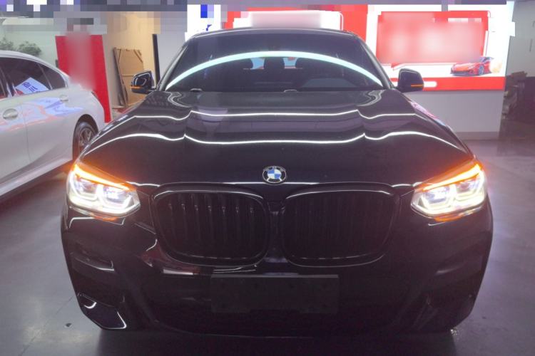 Used BMW X4 2021 xDrive 25i M Sport Night Edition package Front