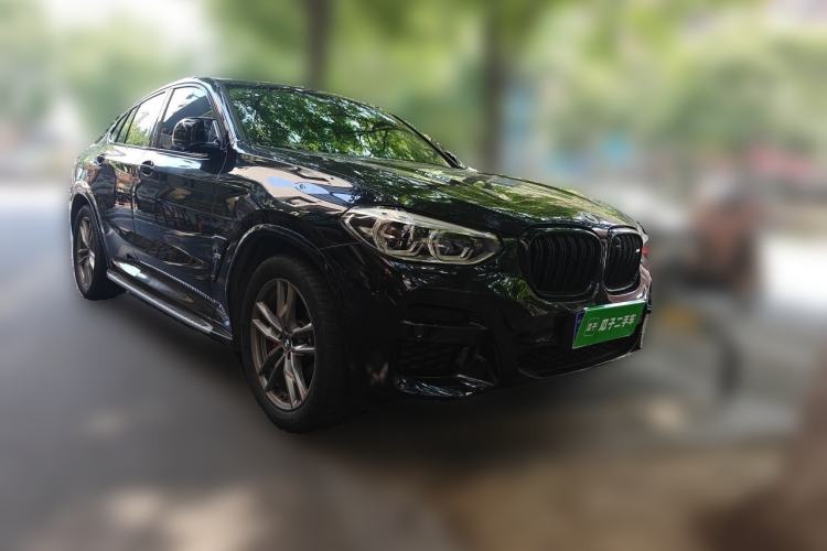 Used BMW X4 2021 xDrive 25i M Sport Package Front Right 45 Deg