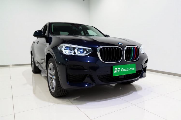Used BMW X4 2021 xDrive 25i M Sport Package Front Right 45 Deg