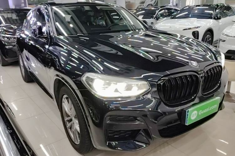 Used BMW X4 2021 xDrive 25i M Sport Package Front Right 45 Deg