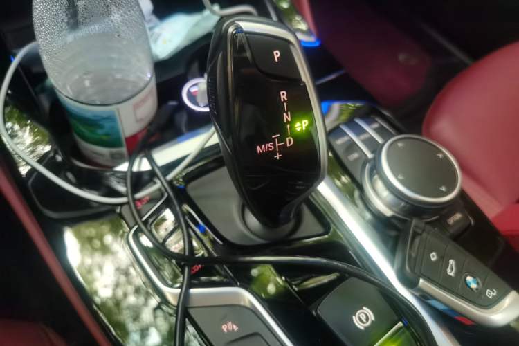 Used BMW X4 2021 xDrive 25i M Sport Night Edition package Gear Lever