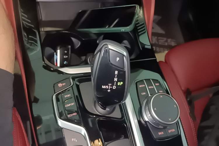 Used BMW X4 2021 Restyled xDrive 25i M Sport Night Edition Package Gear Lever