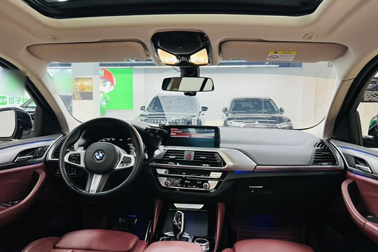 Used BMW X4 2021 xDrive 25i M Sport Package Interior 1