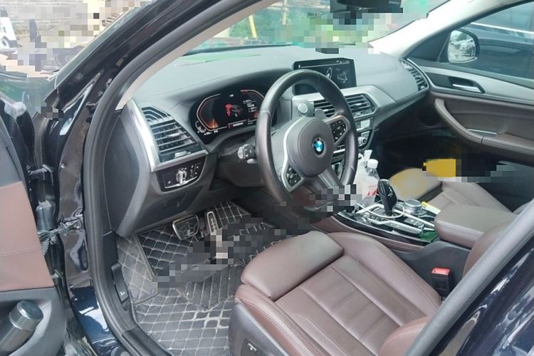 Used BMW X4 2021 xDrive 25i M Sport Package Interior 2
