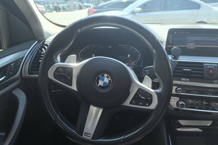 Used BMW X4 2021 Restyled xDrive 25i M Sport Package Interior 2