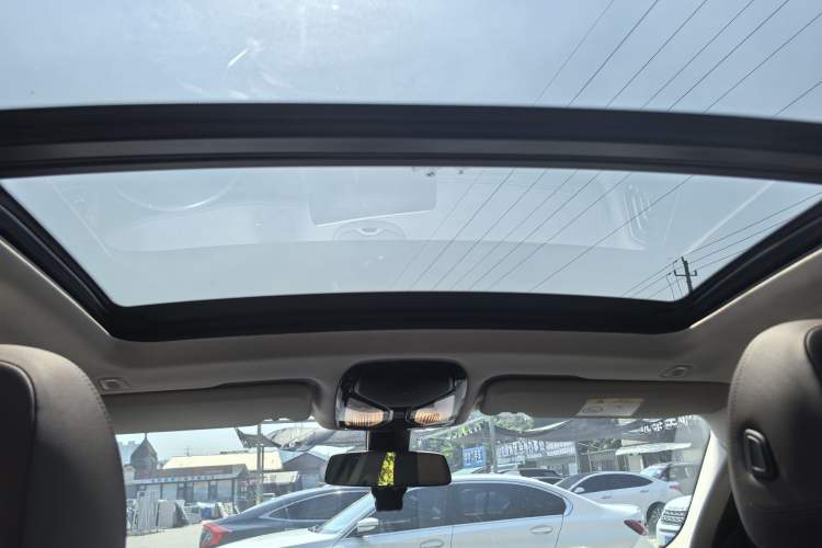 Used BMW X4 2021 Restyled xDrive 25i M Sport Package Interior 6