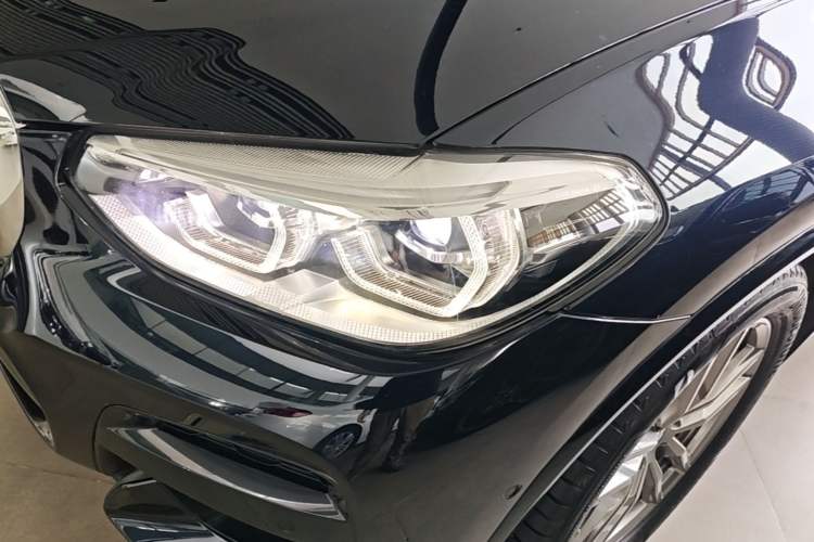 Used BMW X4 2021 xDrive 25i M Sport Package Left Front Headlight