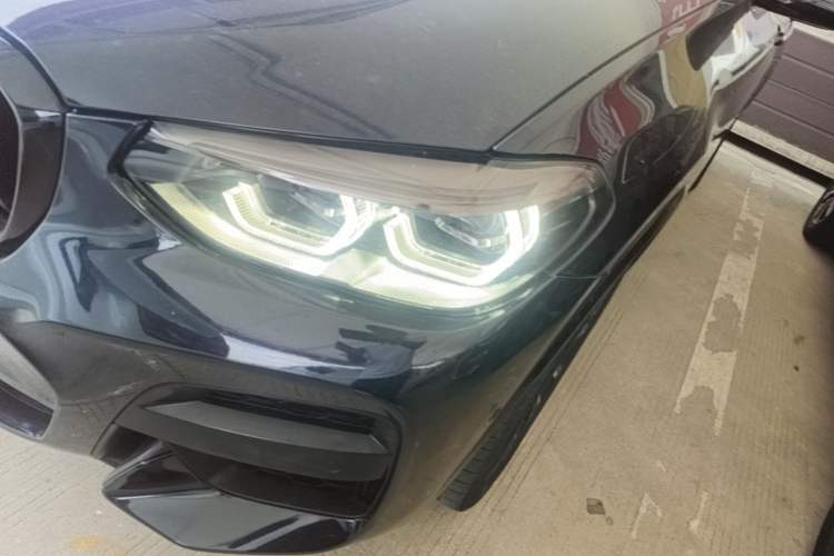 Used BMW X4 2021 xDrive 25i M Sport Night Edition package Left Front Headlight