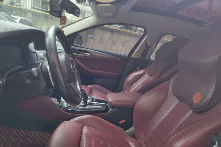 Used BMW X4 2021 xDrive 25i M Sport Package Left Front Seat