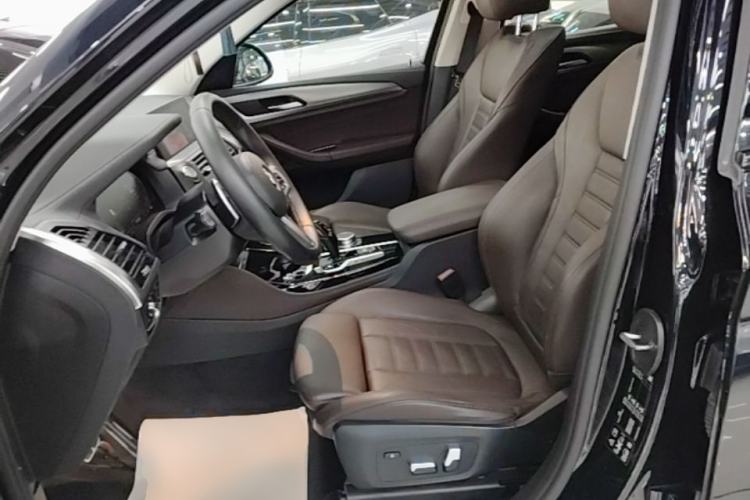 Used BMW X4 2021 xDrive 25i M Sport Package Left Front Seat