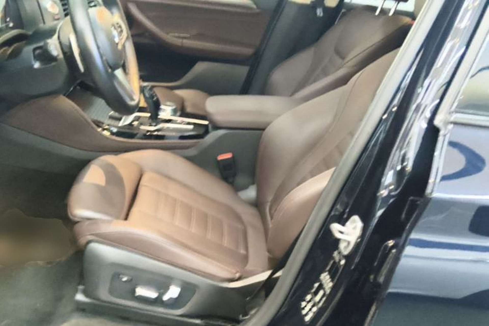 Used BMW X4 2021 xDrive 25i M Sport Package Left Front Seat
