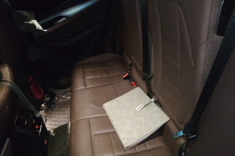 Used BMW X4 2021 Restyled xDrive 25i M Sport Package Left Rear Seat