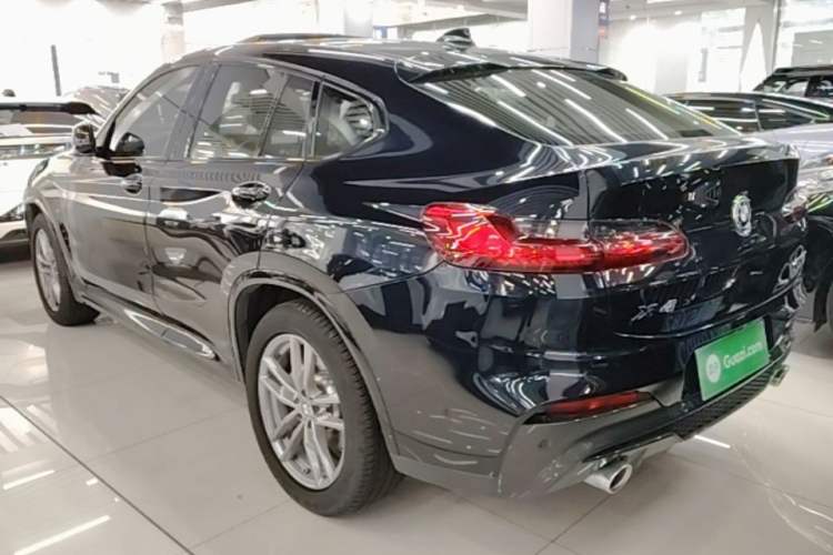 Used BMW X4 2021 xDrive 25i M Sport Package Rear Left 45 Deg