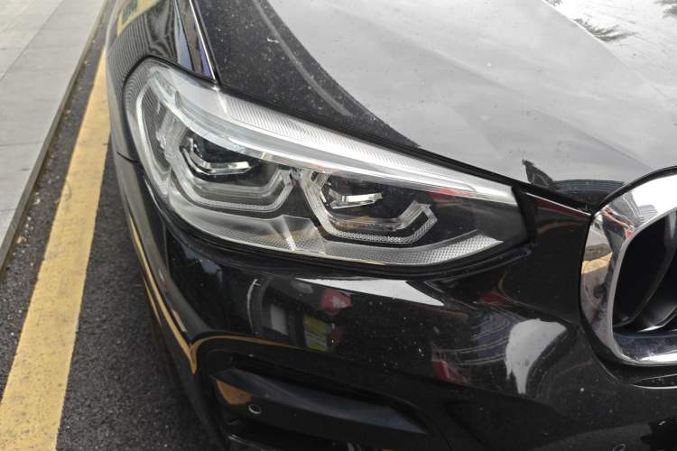 Used BMW X4 2021 xDrive 25i M Sport Package Right Front Headlight
