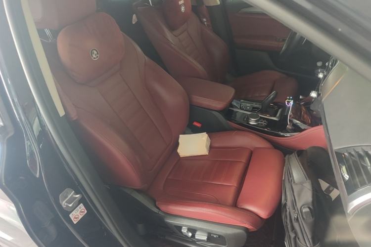 Used BMW X4 2021 xDrive 25i M Sport Package Right Front Seat