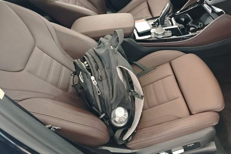 Used BMW X4 2021 xDrive 25i M Sport Package Right Front Seat