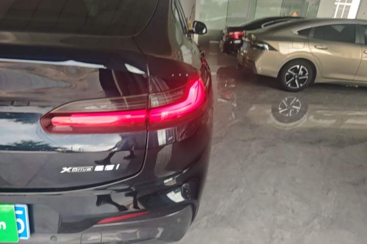 Used BMW X4 2021 xDrive 25i M Sport Package Right Rear Taillight