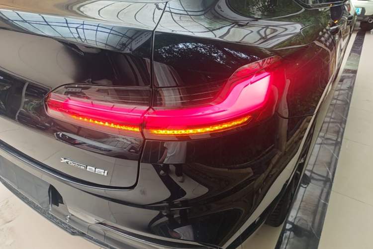Used BMW X4 2021 Restyled xDrive 25i M Sport Night Edition Package Right Rear Taillight