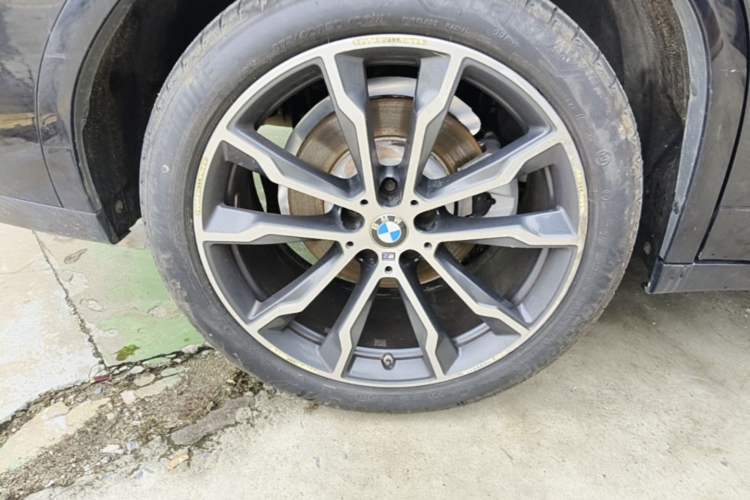 Used BMW X4 2021 xDrive 25i M Sport Package Right Rear Wheel Hub