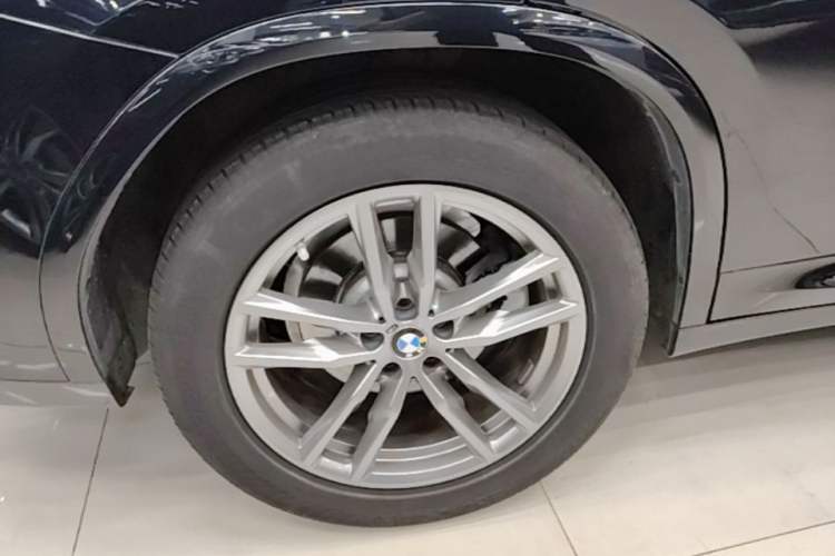 Used BMW X4 2021 xDrive 25i M Sport Package Right Rear Wheel Hub