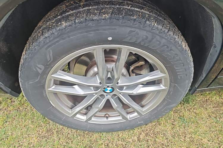 Used BMW X4 2021 Restyled xDrive 25i M Sport Package Right Rear Wheel Hub