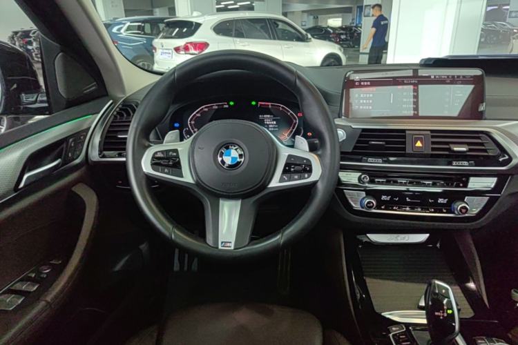 Used BMW X4 2021 xDrive 25i M Sport Package Steering Wheel