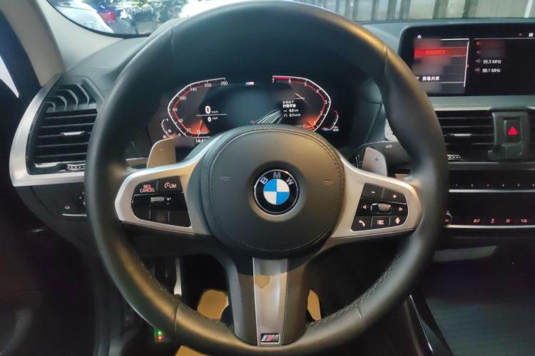 Used BMW X4 2021 xDrive 25i M Sport Package Steering Wheel