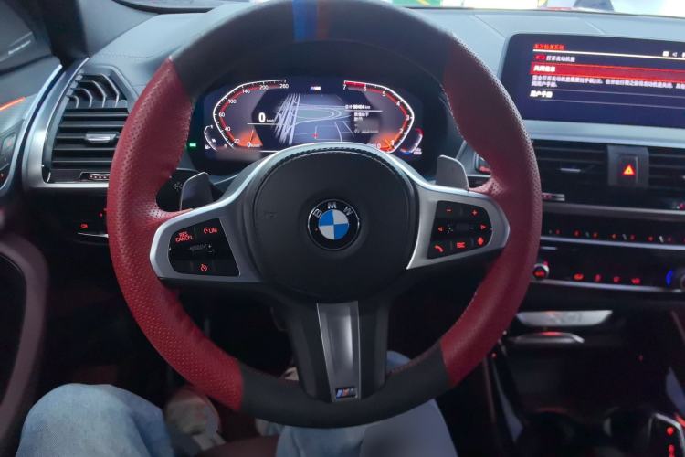 Used BMW X4 2021 xDrive 25i M Sport Night Edition package Steering Wheel