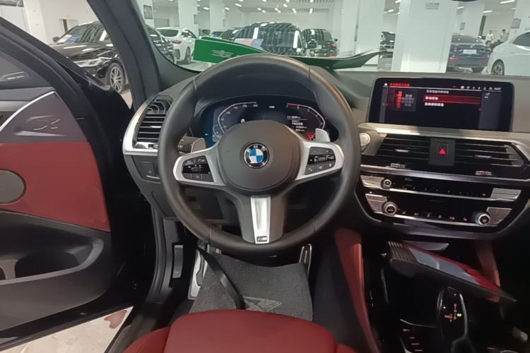 Used BMW X4 2021 Restyled xDrive 25i M Sport Night Edition Package Steering Wheel