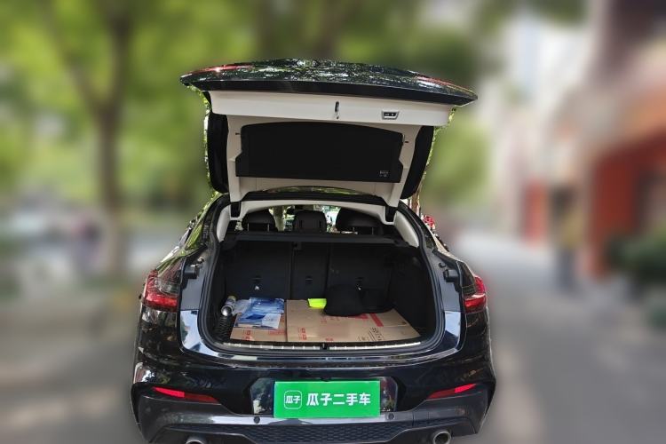 Used BMW X4 2021 xDrive 25i M Sport Package Trunk