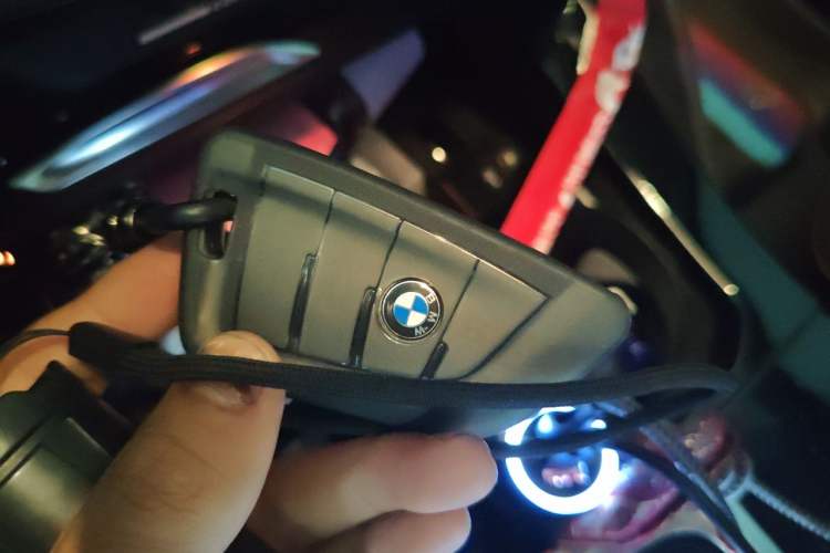 Used BMW X4 2021 xDrive 25i M Sport Package Vehicle Key