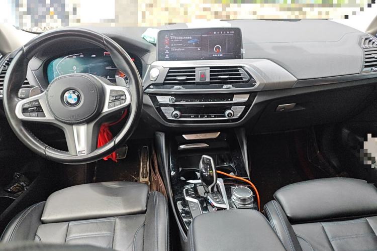 Used BMW X4 2021 xDrive 25i M Sport Package Center Console