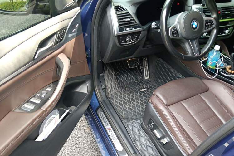 Used BMW X4 2021 Restyled xDrive 30i M Sport Night Edition Package Driver Seat