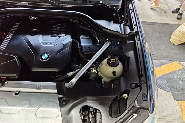 Used BMW X4 2021 xDrive 25i M Sport Package Engine Bay Left