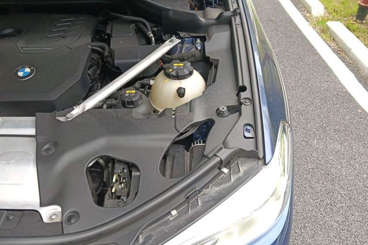 Used BMW X4 2021 Restyled xDrive 30i M Sport Night Edition Package Engine Bay Left