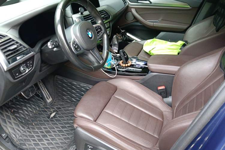 Used BMW X4 2021 Restyled xDrive 30i M Sport Night Edition Package Left Front Seat