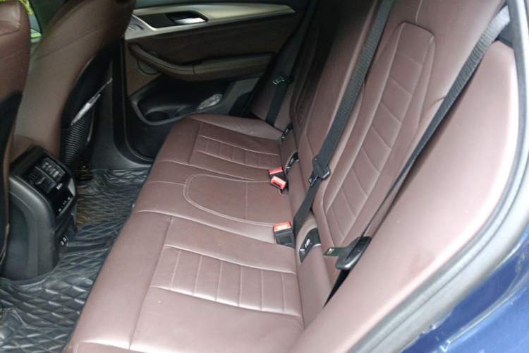 Used BMW X4 2021 Restyled xDrive 30i M Sport Night Edition Package Left Rear Seat