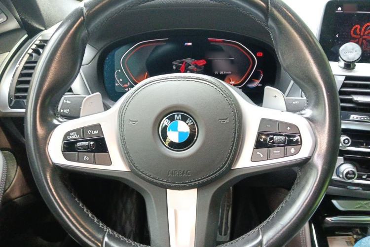 Used BMW X4 2021 Restyled xDrive 30i M Sport Night Edition Package Steering Wheel